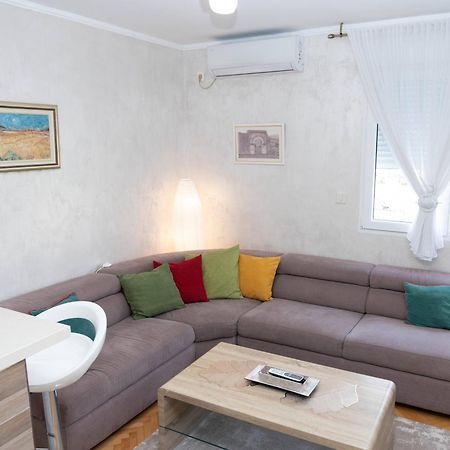 Apartment Kosta 포드고리차 외부 사진