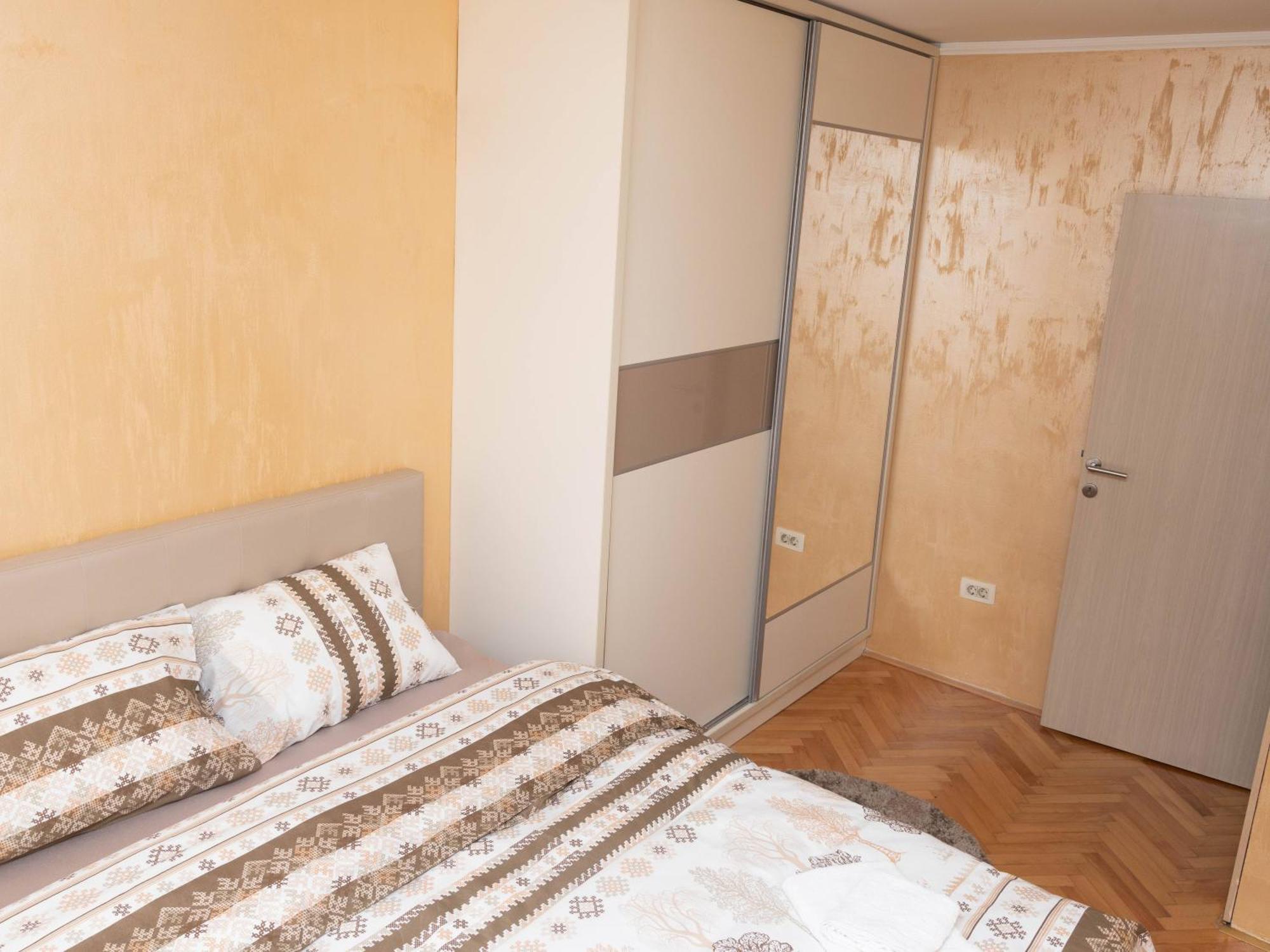 Apartment Kosta 포드고리차 외부 사진