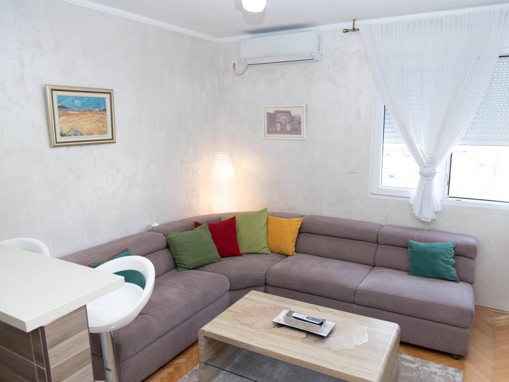 Apartment Kosta 포드고리차 외부 사진