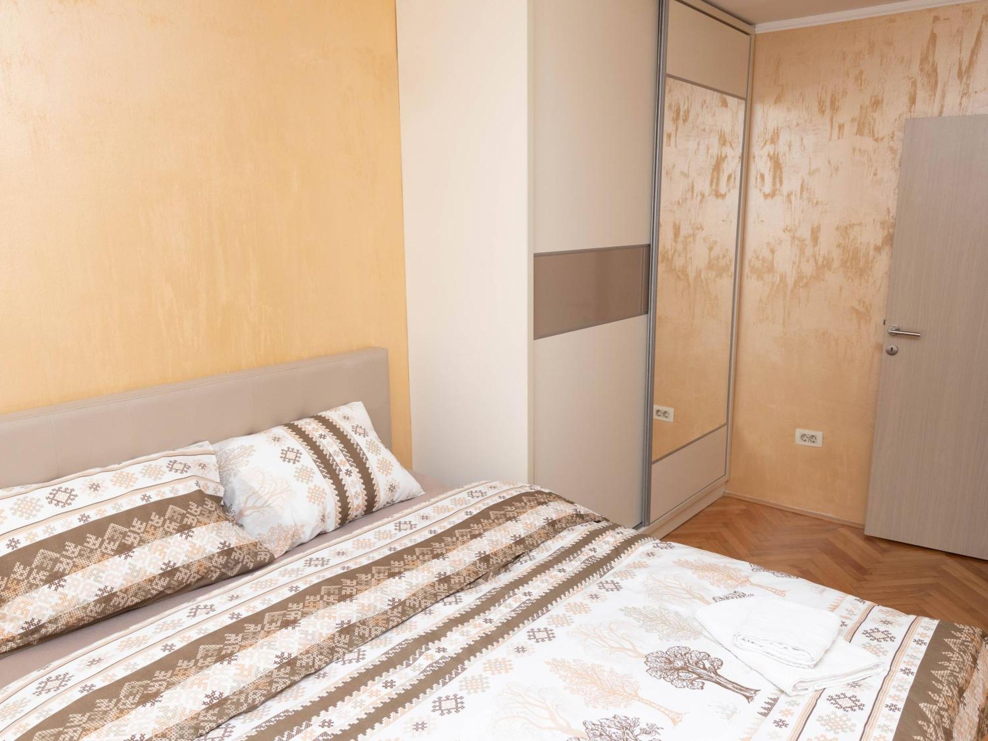 Apartment Kosta 포드고리차 외부 사진